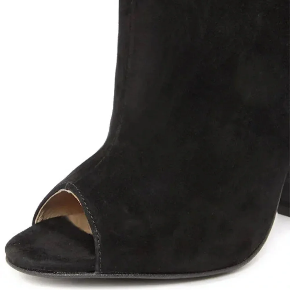 Kristin Cavallari Chinese Laundry Laurel Black Suede Peep Toe Booties. Size 6.5. - Picture 5 of 10